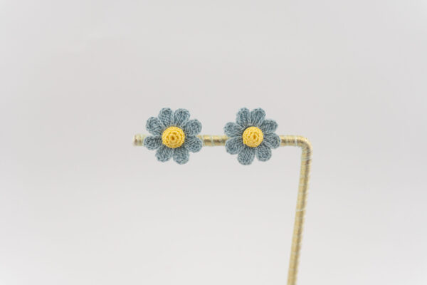 Morning Daisy - soft blue - Image 4