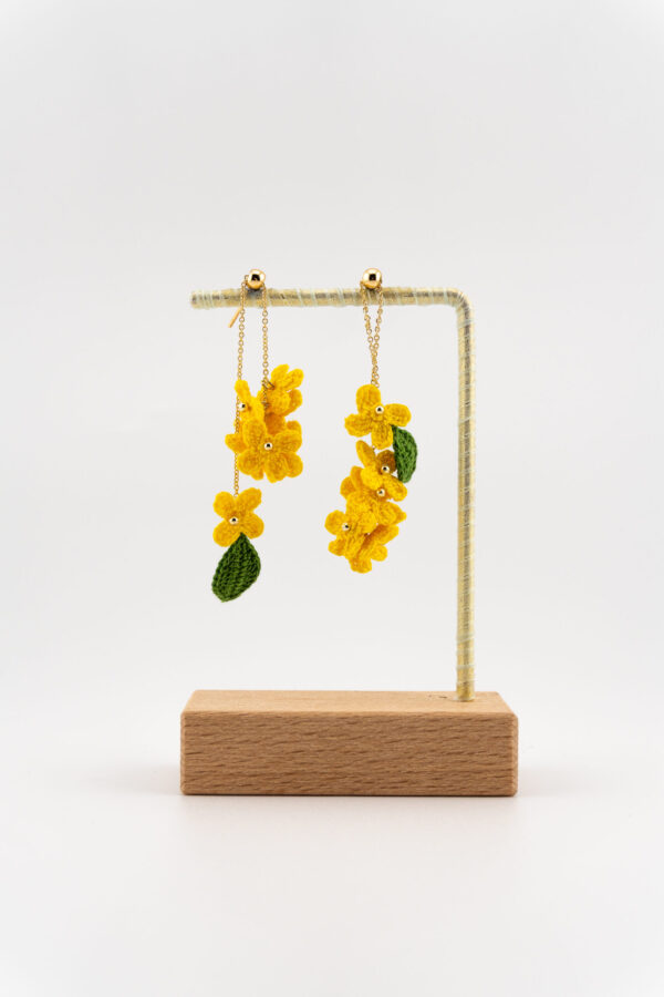 Osmanthus Glowfall - bright yellow - Image 3