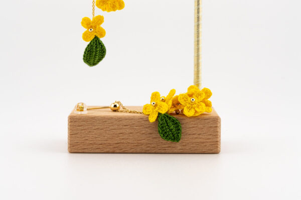 Osmanthus Glowfall - bright yellow - Image 4