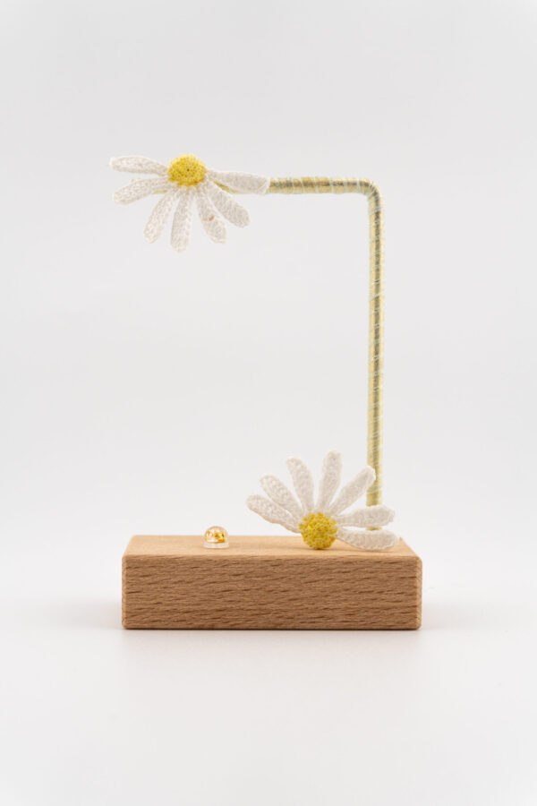 Half Daisy - white - Image 2