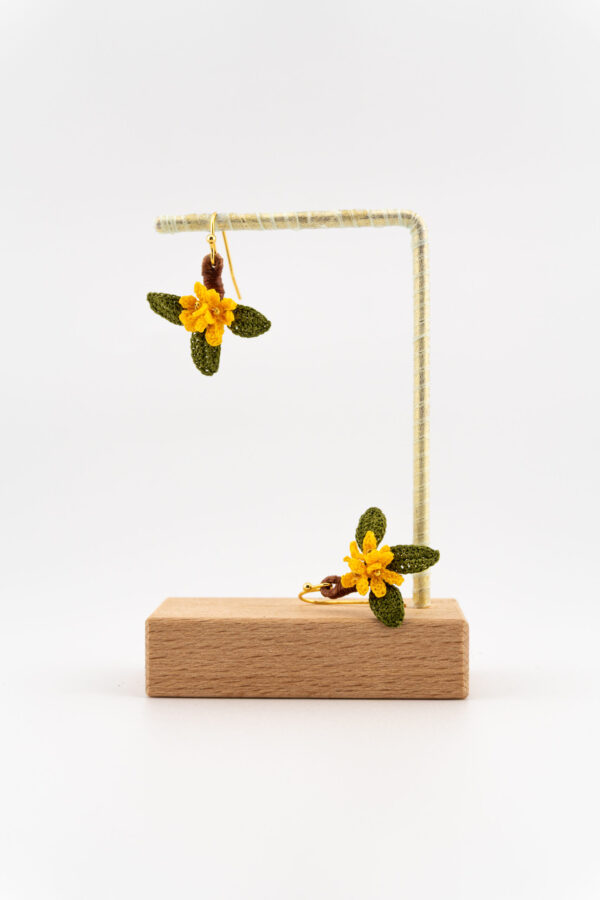 Osmanthus Trio - yellow - Image 2