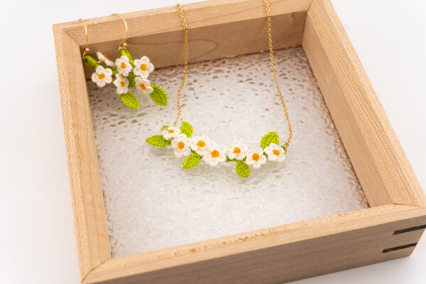 Spring Floret Necklace - white - Image 2