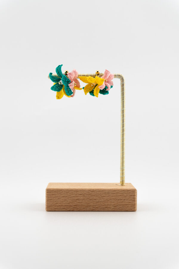 Pinwheel Bloom – golden sunrise - Image 3