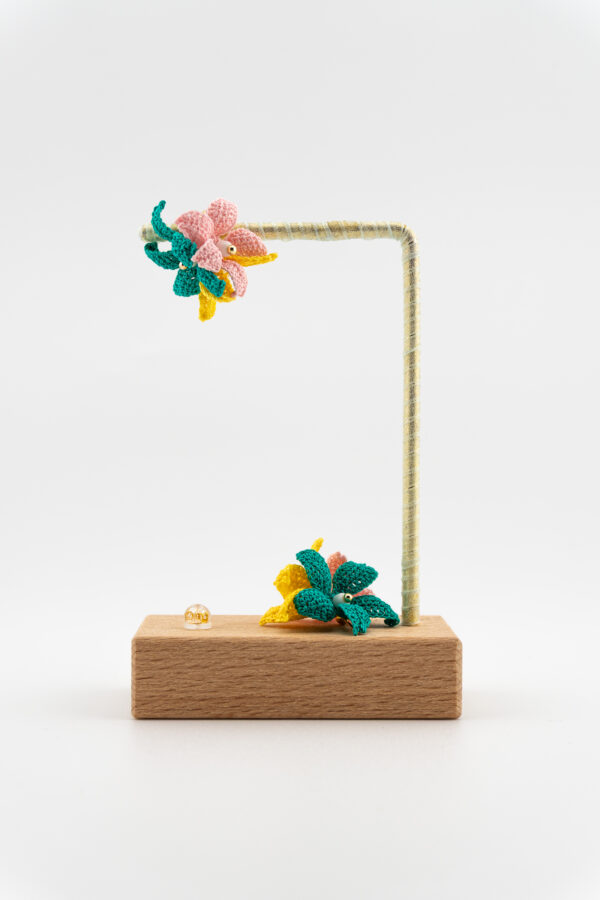 Pinwheel Bloom – golden sunrise - Image 2