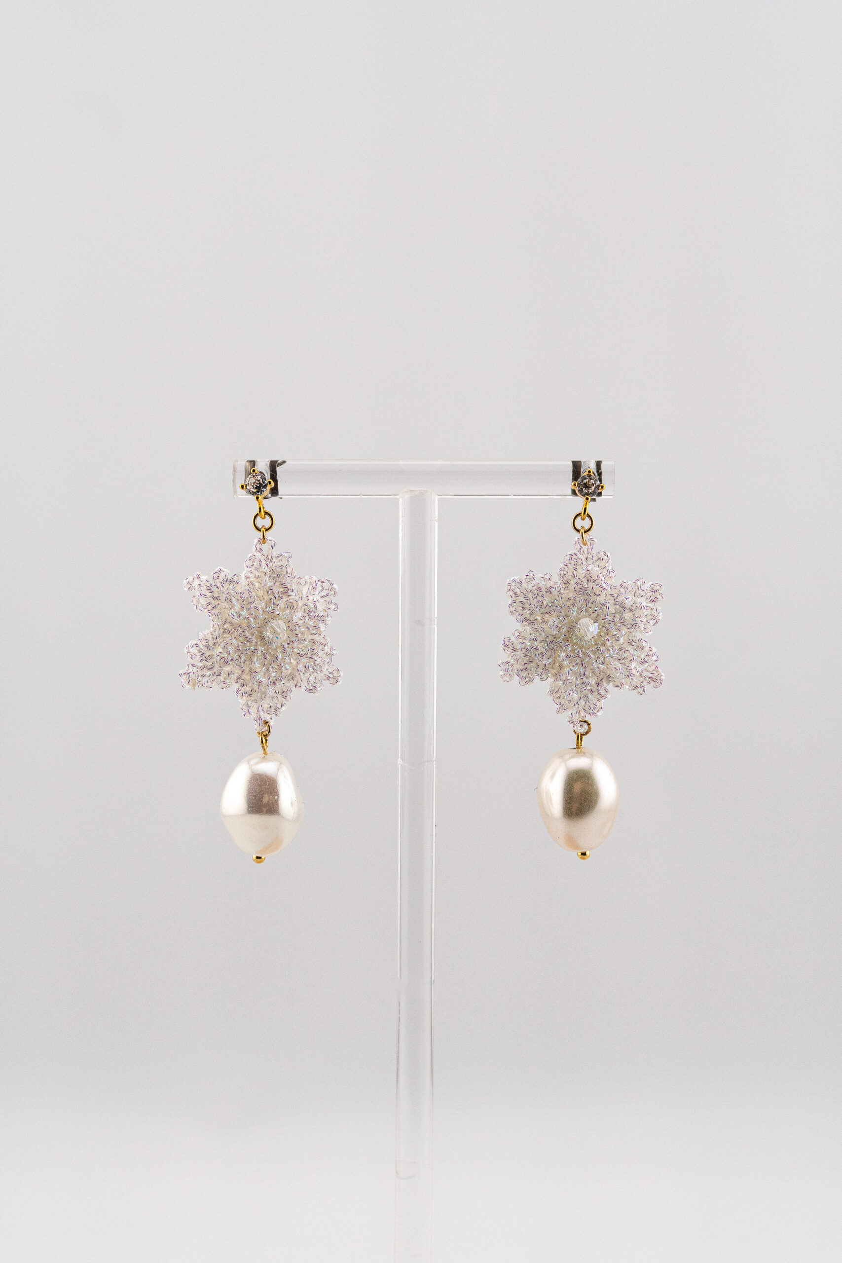 First Frost - glittering white - Image 4